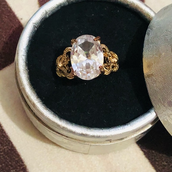 Ring - Picture 2 of 5